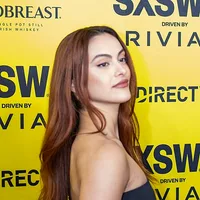 Camila Mendes