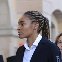 Salma Paralluelo