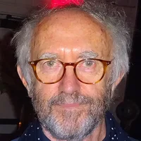 Jonathan Pryce